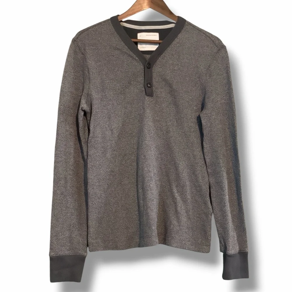 Banana Republic Heritage Collection Grey Thermal Henley Size Small